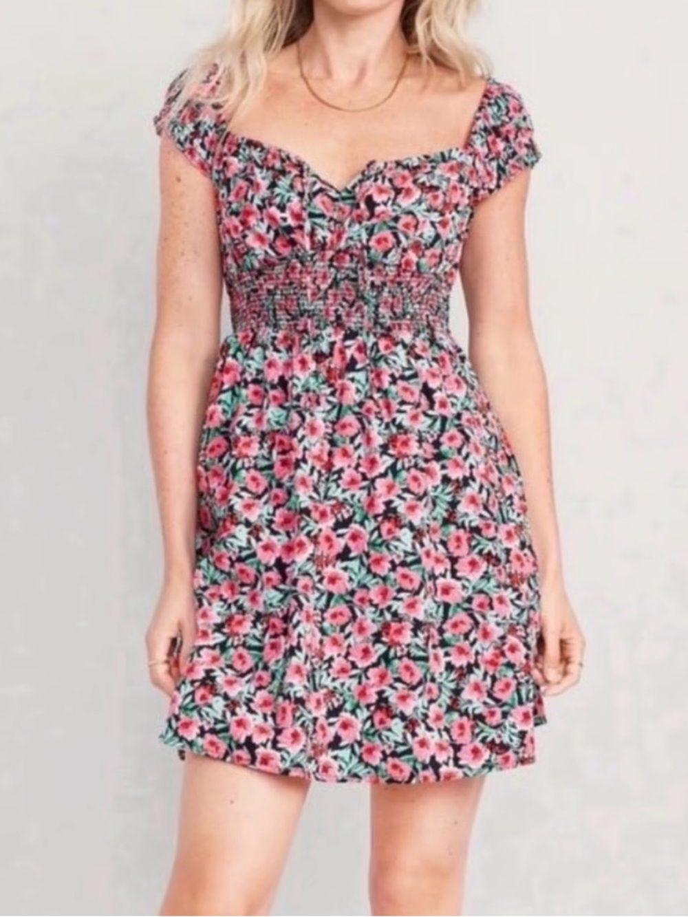 Old Navy NWT pink floral mini dress, medium